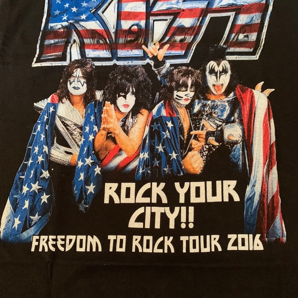 Kiss “rock your city freedom to rock tour - Picture 5 of 9